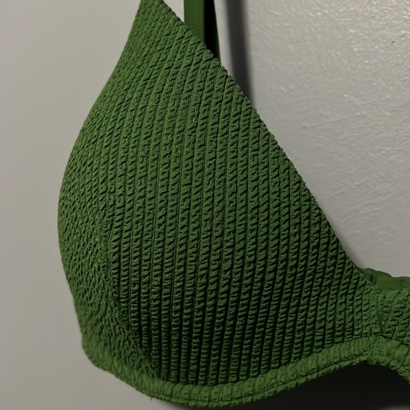 COPY - NWT Pink Bikini Top - Picture 2 of 7